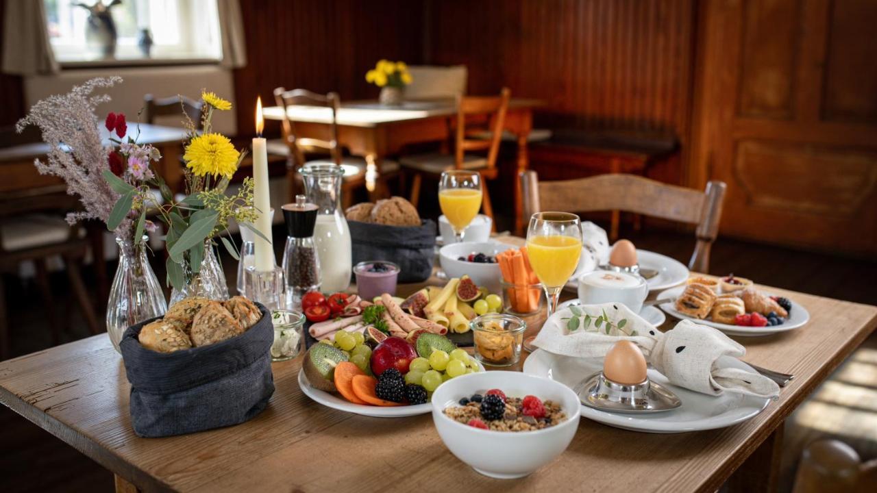 Allgaeuer Genusshotel Und Historischer Dorfgasthof Hirsch Leutkirch im Allgäu 外观 照片