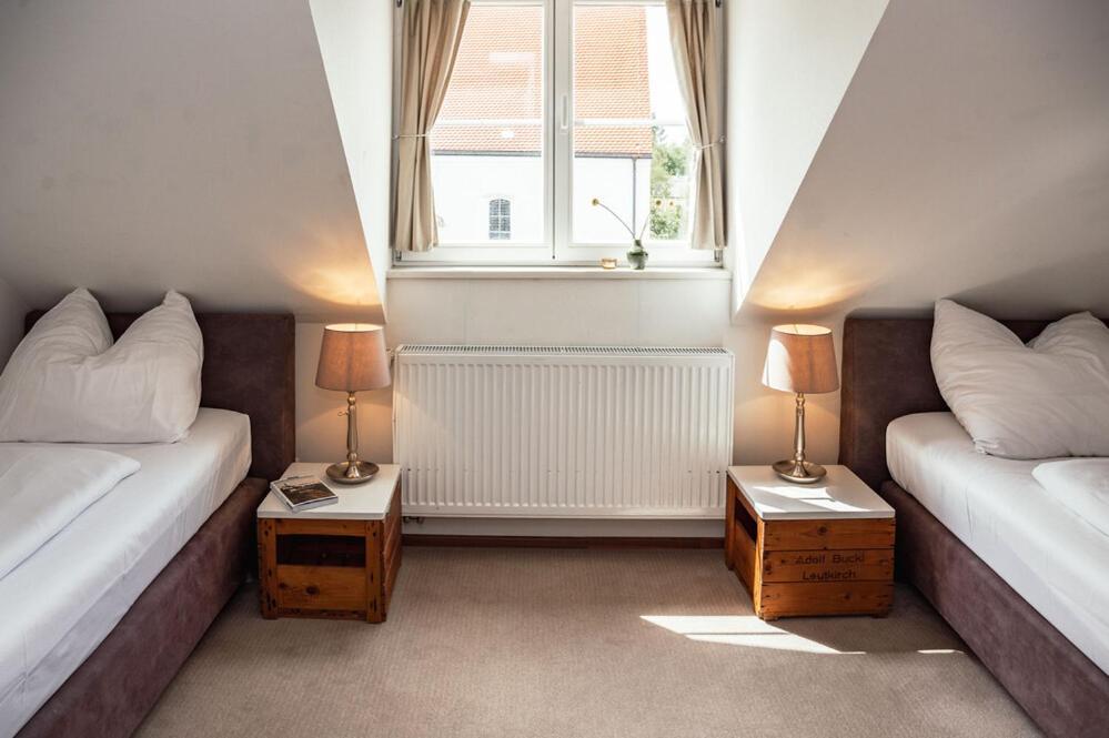 Allgaeuer Genusshotel Und Historischer Dorfgasthof Hirsch Leutkirch im Allgäu 外观 照片