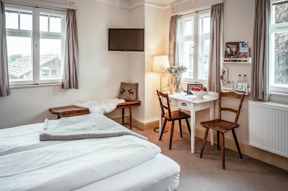 Allgaeuer Genusshotel Und Historischer Dorfgasthof Hirsch Leutkirch im Allgäu 外观 照片